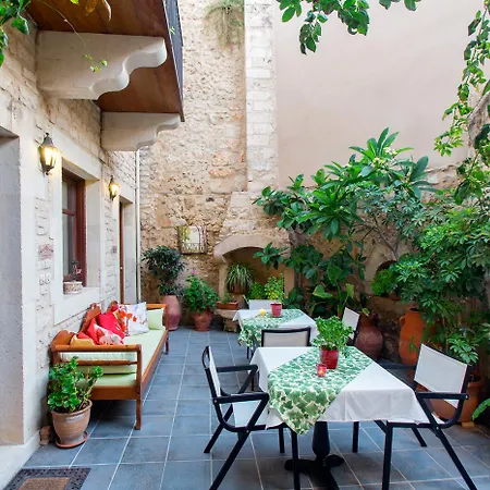 Otel Casa Moazzo And