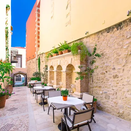 Otel Casa Moazzo And